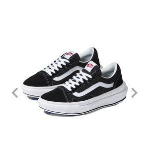 Vans Old Skool Overt Sneaker 6.5 NWT